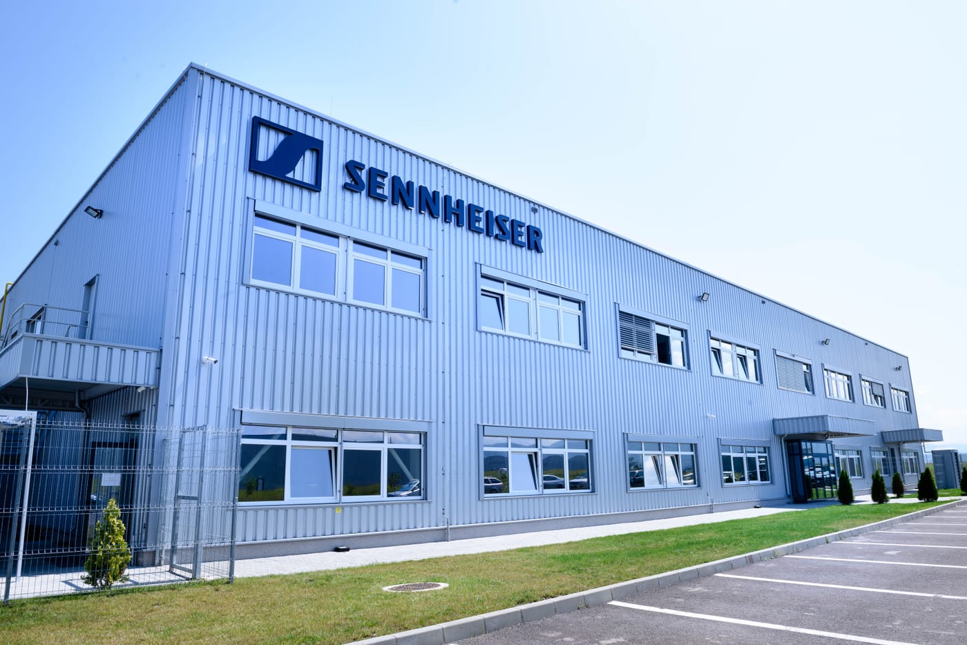 Sennheiser.jpg