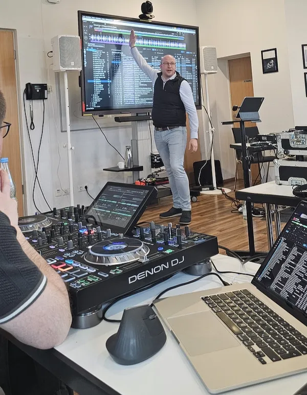 DJ ALLIANZ e.V. Workshop mit Oliver Lieder