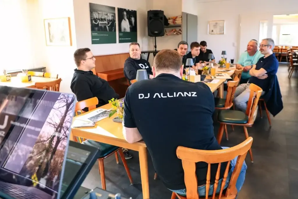 Erfolgreiches DJ Meeting der DJ ALLIANZ e.V. in Baden-Württemberg