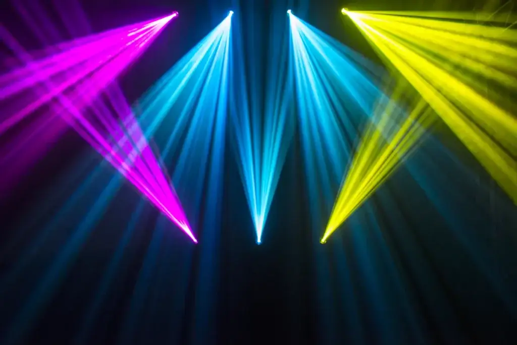 Intimidator Hybrid 251SR der neue Moving Head von Chauvet DJ