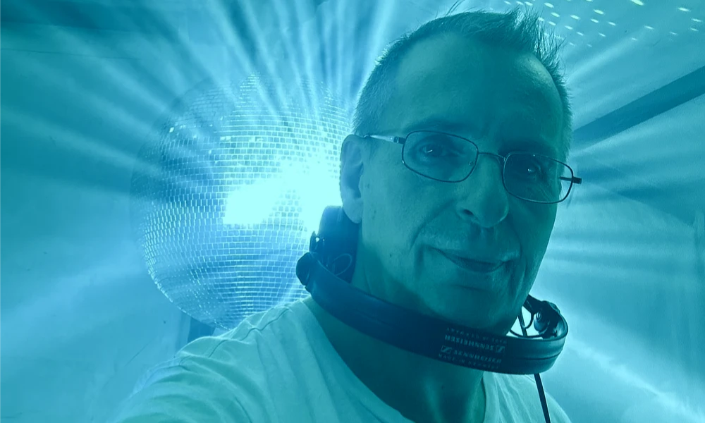 DJ Hallygally – Erfahrung, Partygefühl und ein Gespür für den Moment