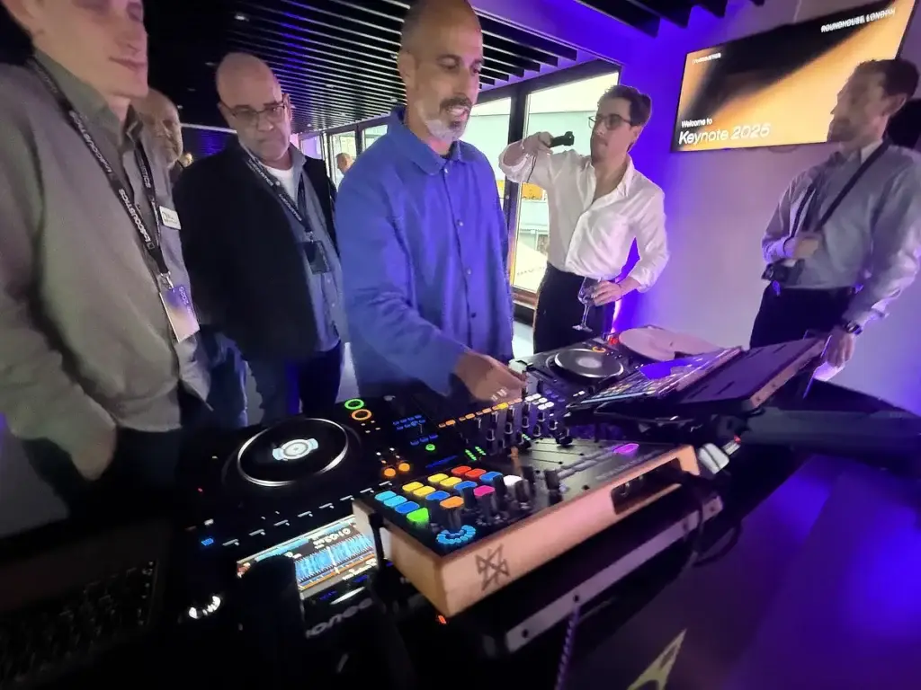 Keynote L-Acoustic DJ in London