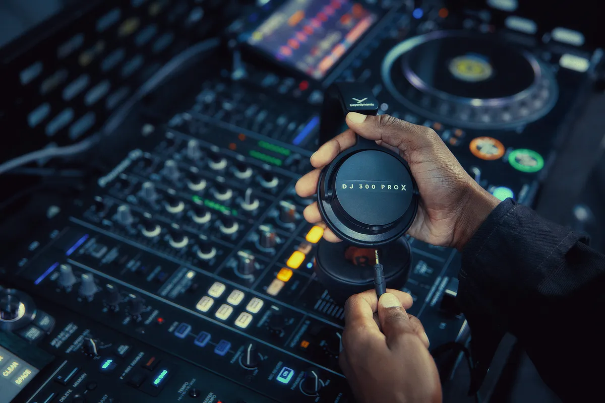 beyerdynamic bringt den DJ 300 Pro X